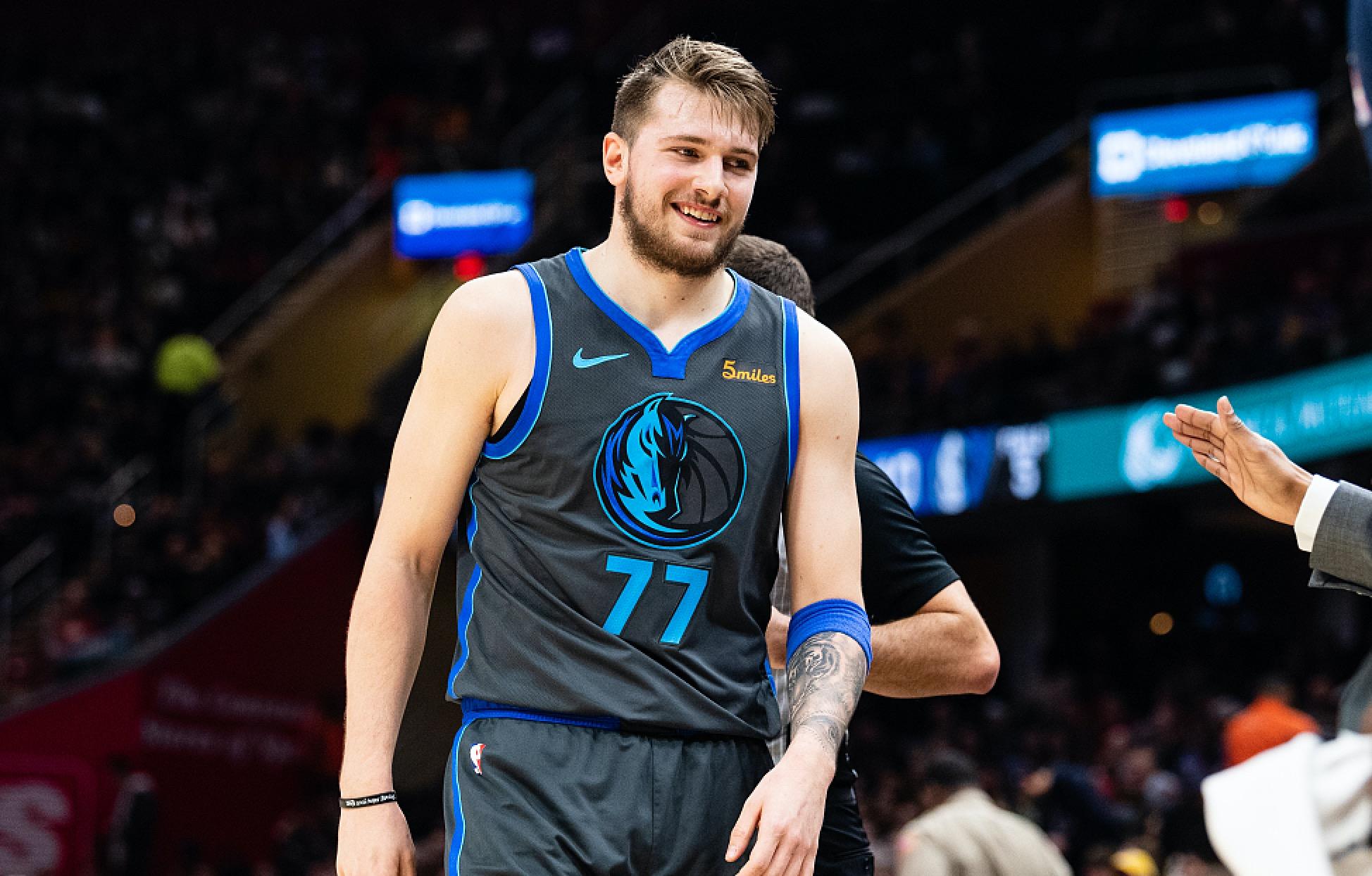 他在中场主 他在中场主