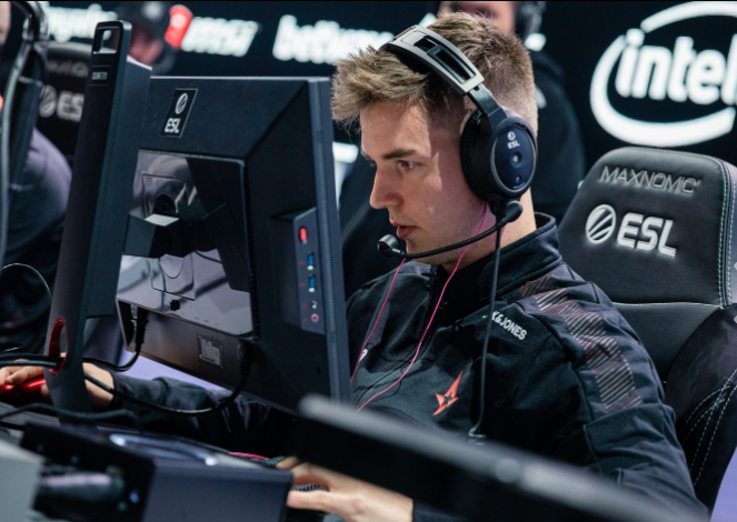 立刻被不少 立刻被不少