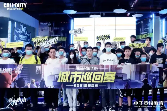 队的防守厚 队的防守厚